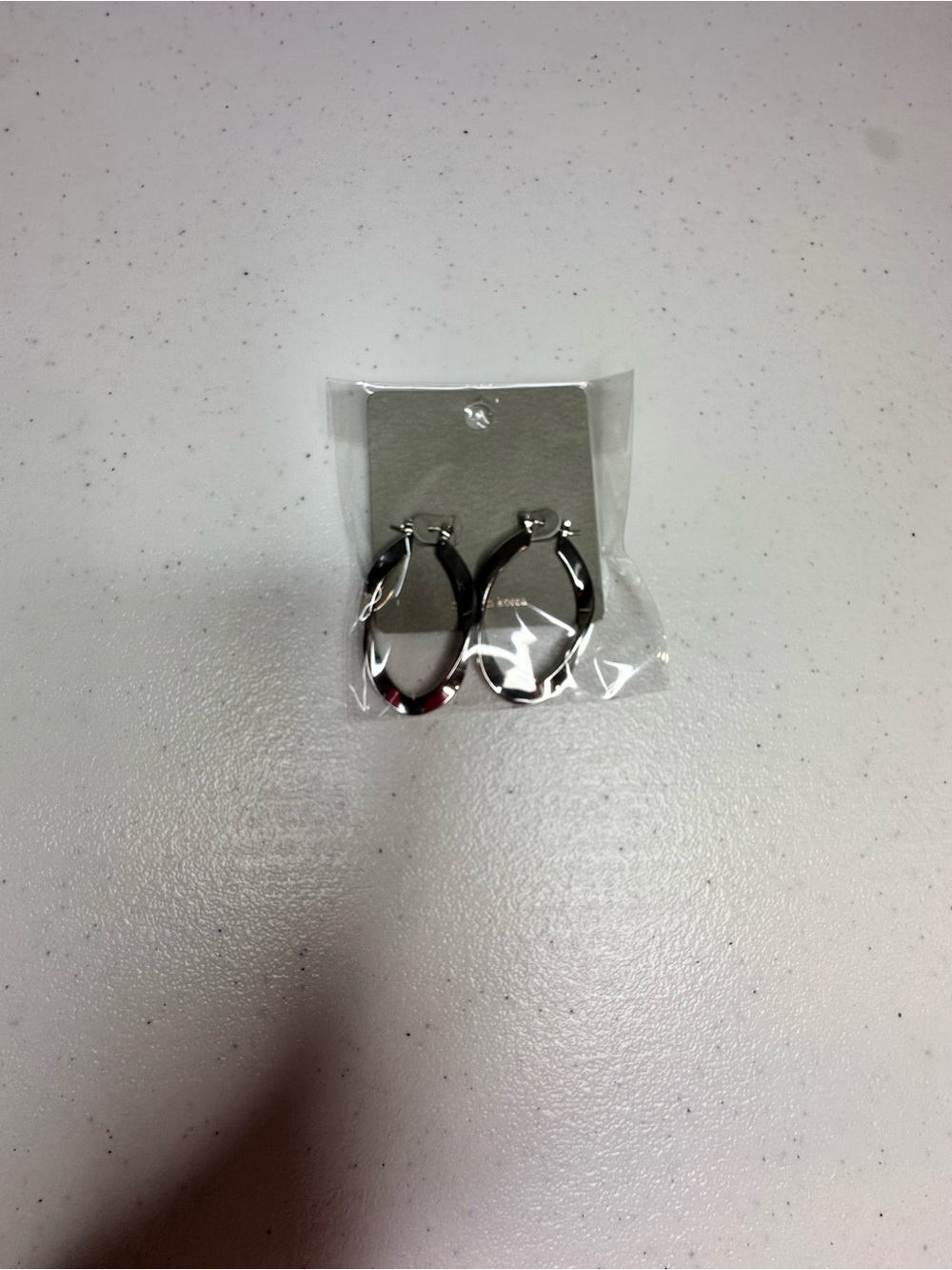 Source Unknown Silver Hoop Earrings - Polished Shine